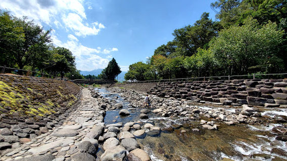 Keyakinomori Park