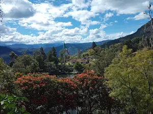 La Laguna Encantada