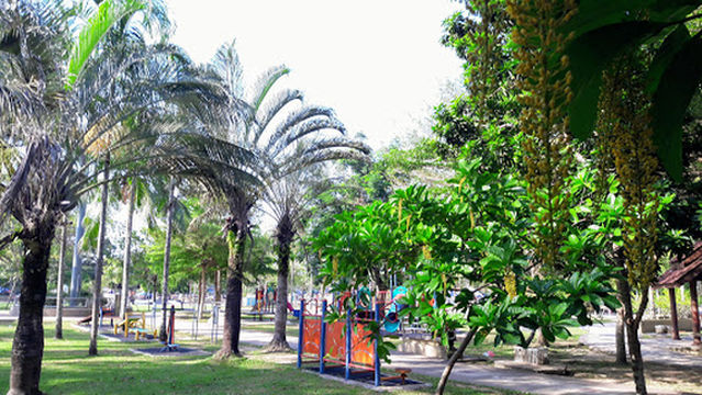 Taman Poket- Padang Permainan