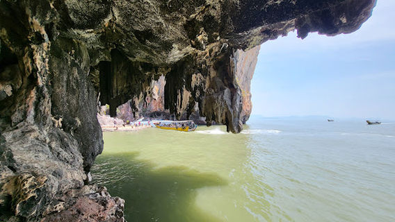 Ko Tapu (James Bond Island)