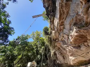 Gruta Nossa Senhora de Lourdes