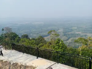 Puncak Gunung Medan