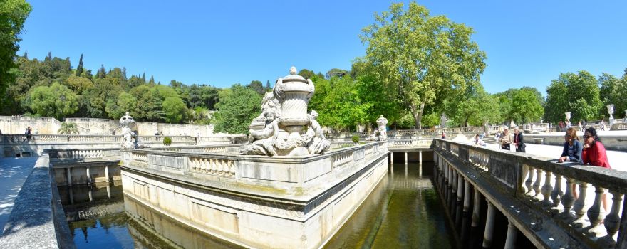 Nimes