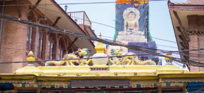 코판 수도원 주변 호텔