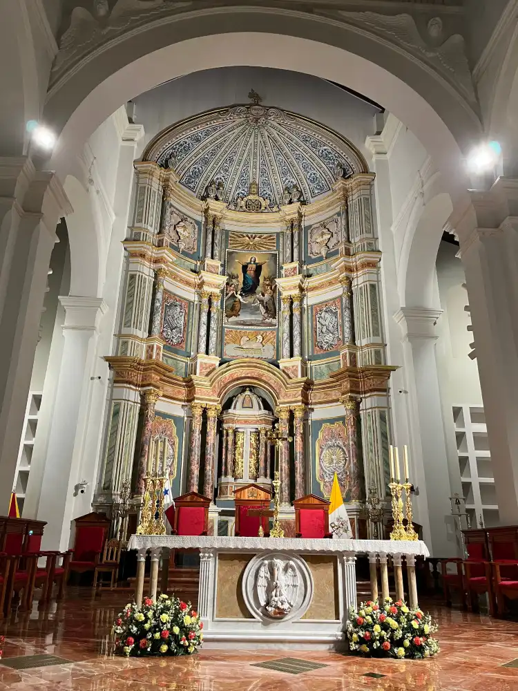 Các khách sạn gần Metropolitan Cathedral (Catedral Metropolitan)