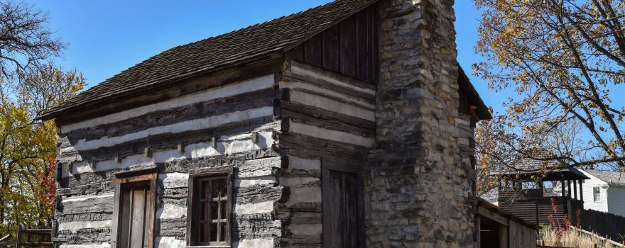 Naper Settlement