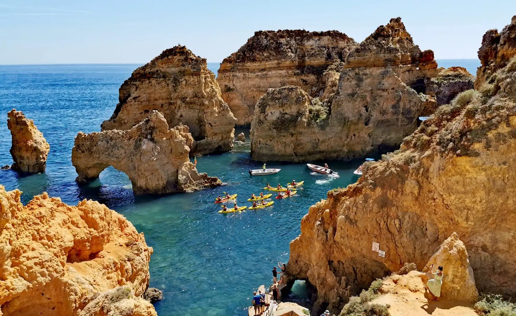 Hotels near Ponta Da Piedale