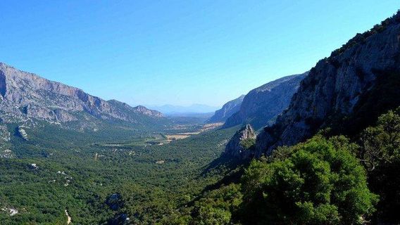 Sardegna-Ambiente Escursioni Day Hikes