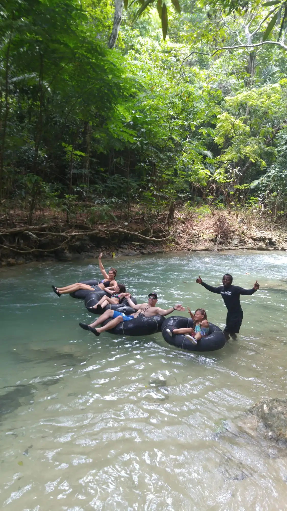 Hotels near Dr.Fun Tours