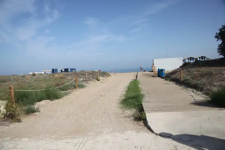 Hotels near Platja Punta del Raset