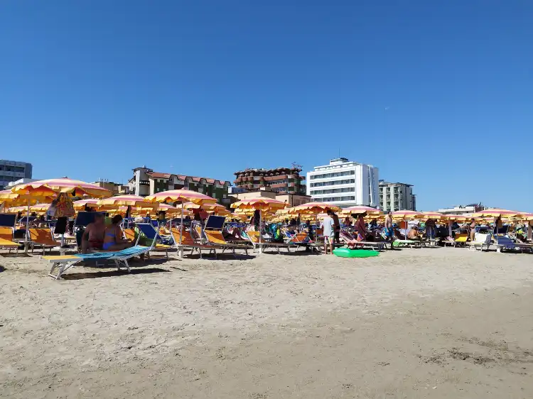 Hotels near Bagno Paganelli 21