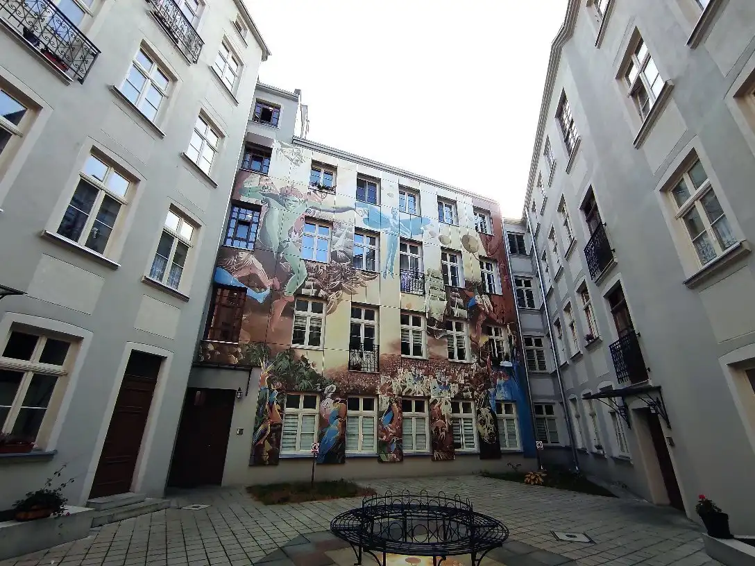 Hotels near Artystyczne Podworko Wojciecha Siudmaka