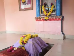 Shri Samarth Sadguru Balkrishna Maharaj Temple