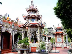 Đền Buộm (Mẫu Tiên La)