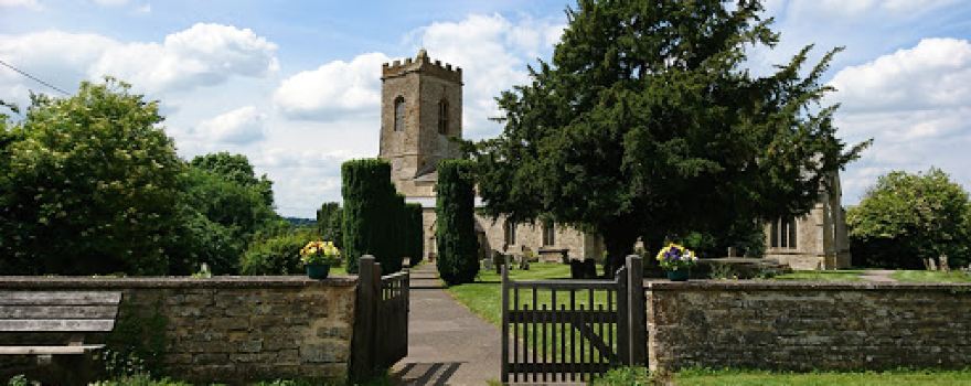 St James the Great, Paulerspury