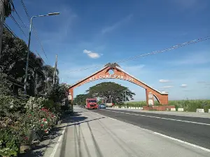 Paniqui Welcome Arch