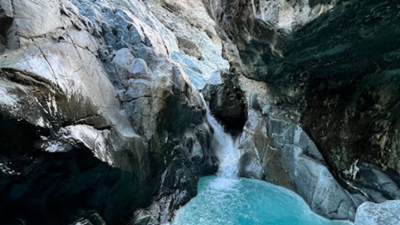 Hidden pool