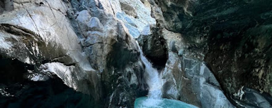 Hidden pool