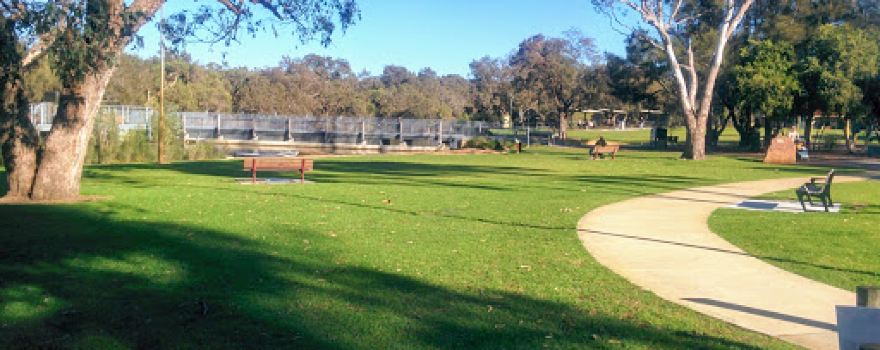 Kent Street Weir Park