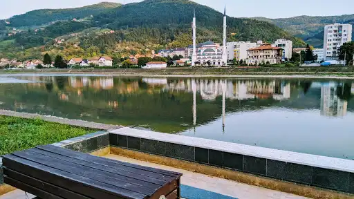 Gun-Gor Park