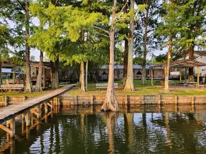 Lakeview Lodge