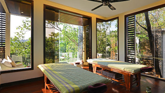 Gaya Island Resort Marine Center