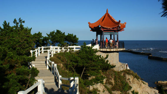 Three Views Pavilion