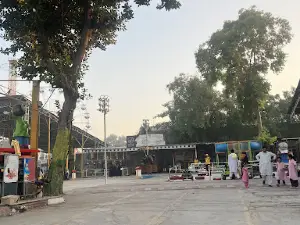 Chacha Younis Park