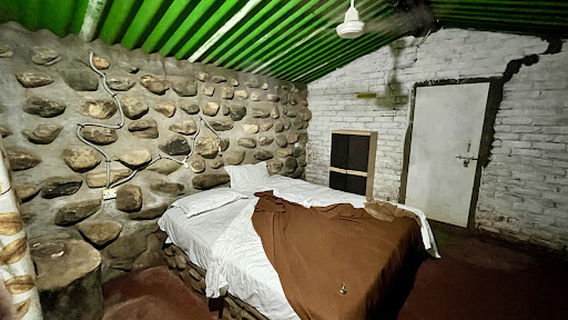 Jungle Book / Jungle Cafe