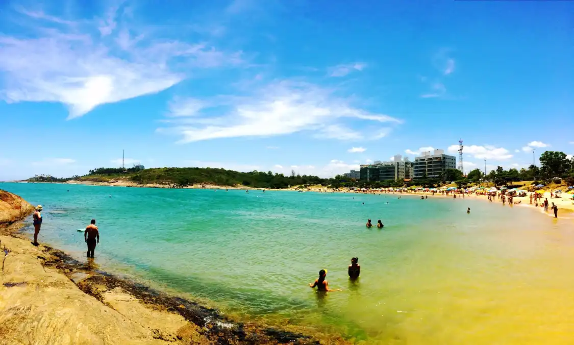 Hotels near Bacutia Beach