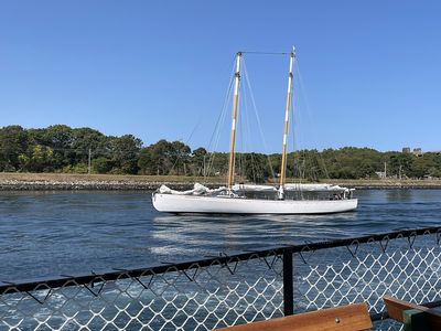 Cape Cod Canal Cruises