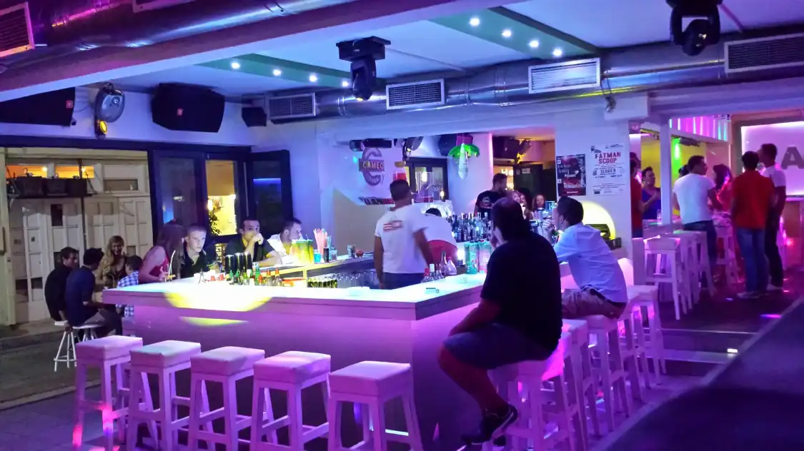 Hotels near Cameo Club