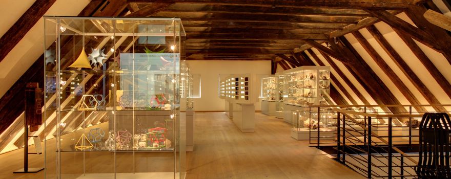 MiMa Mineralogy and Mathematics Museum