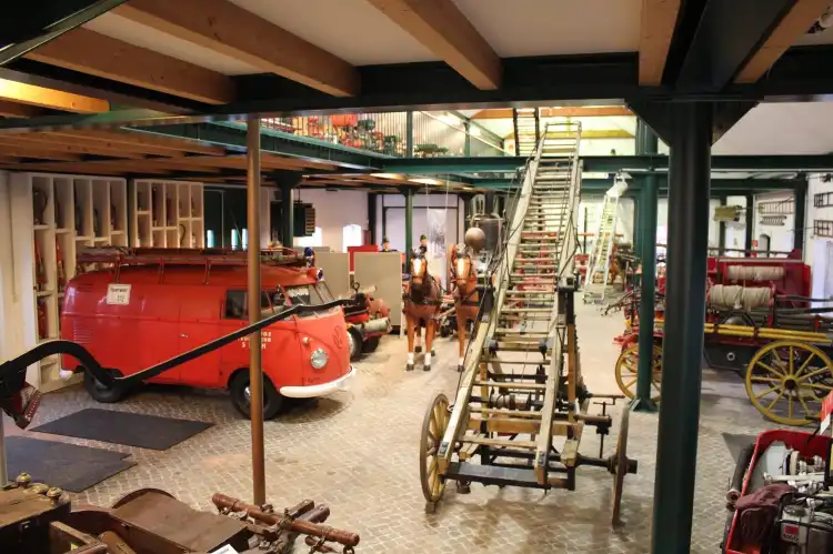 Hotels in der Nähe von Gedenkstätte KZ Wittmoor