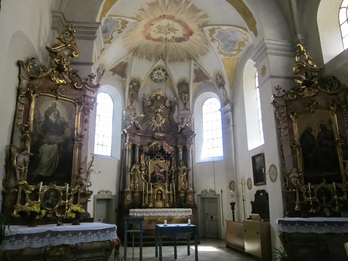 Hotels near Maria-Hilf-Kirche
