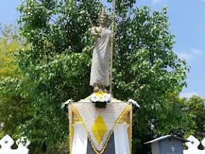 Chao Luang Muen Dong Nakhon Monument