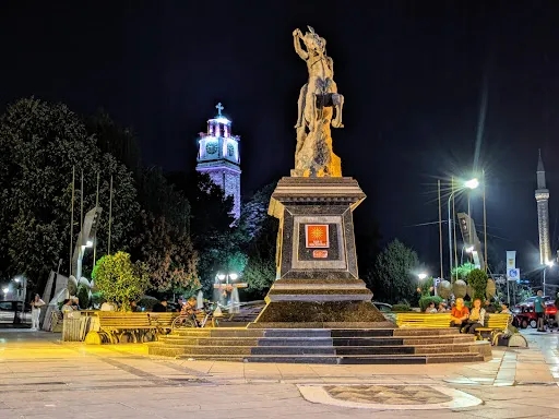 Magnolia Square