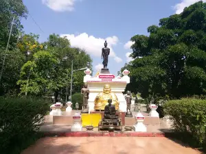 Wat Si Wi Han Charoen