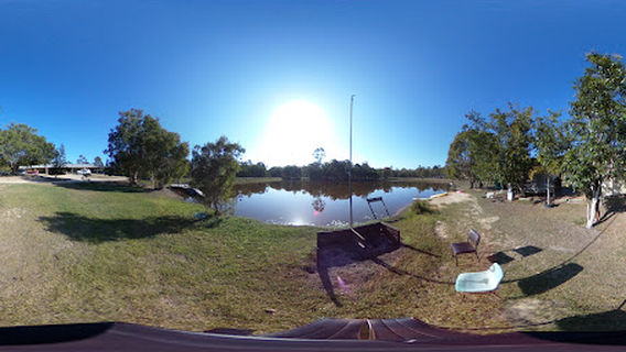 Baffle Creek Fishing Lodge and Camping (Midskinrick Lodge)