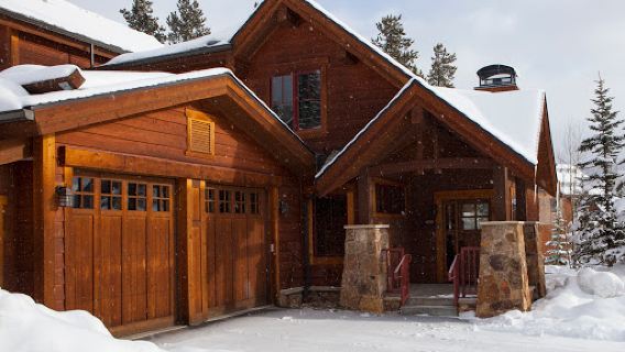 Mountain Thunder Lodge
