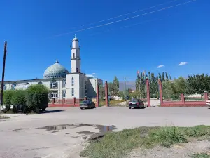 Памятник Петру Петровичу Семёнову-Тян-Шанскому