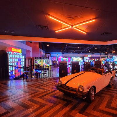 Lucky Strike Naperville