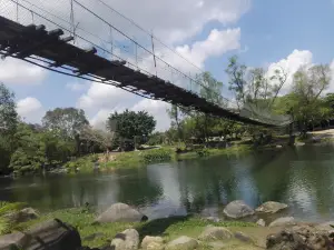 "Mártires de La Palmilla" Park