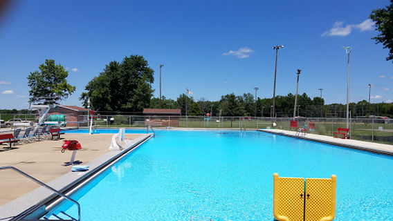 Du Quoin Swimming Indians Complex