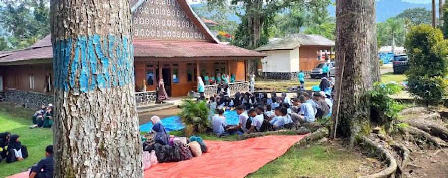 Kolam Ombak Padang Panjang