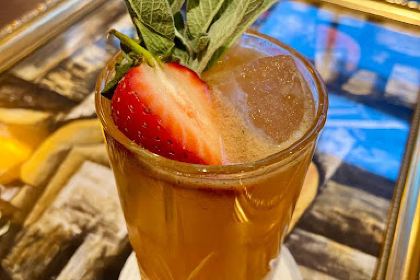 Manicomio - Gutter Lane