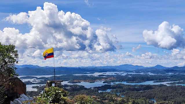 Punto de Encuentro Guatape