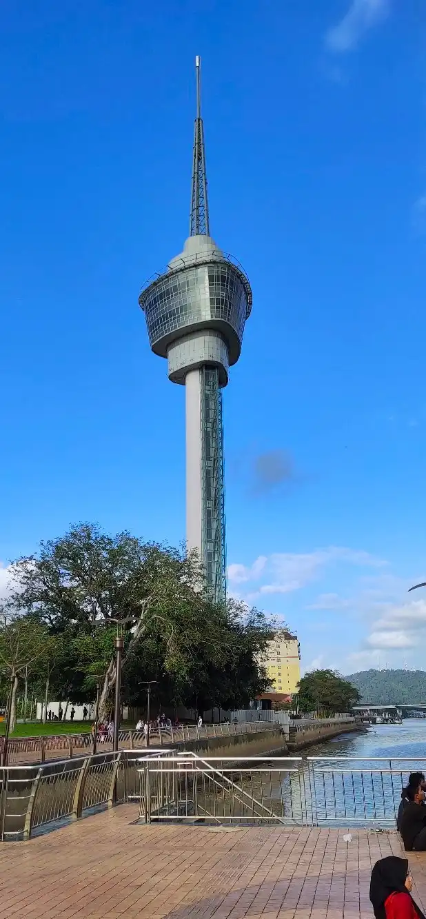 Hotels near Taman Esplanade