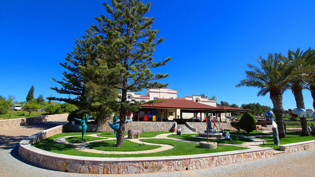 Quinta dos Vales Wine Estate