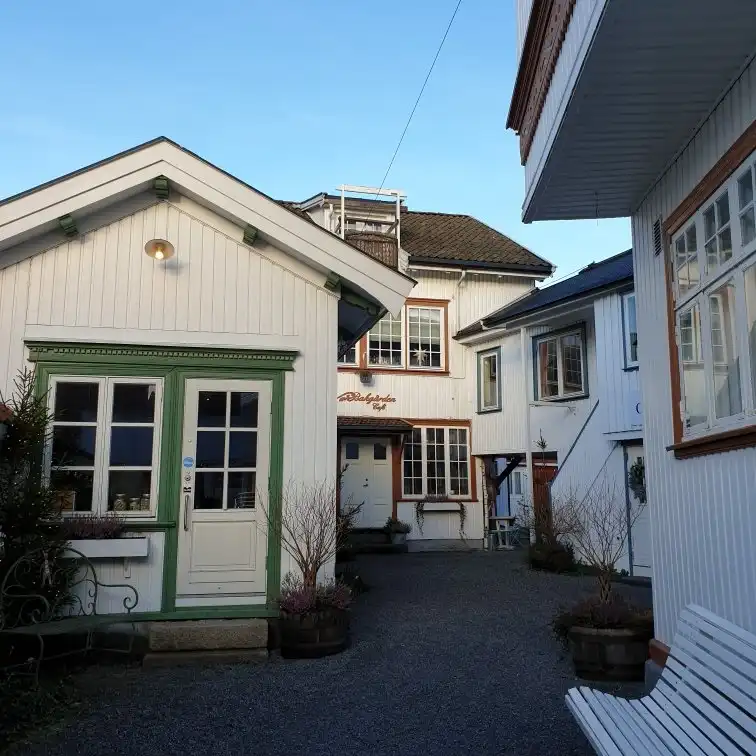 Hotels near Bakgaarden